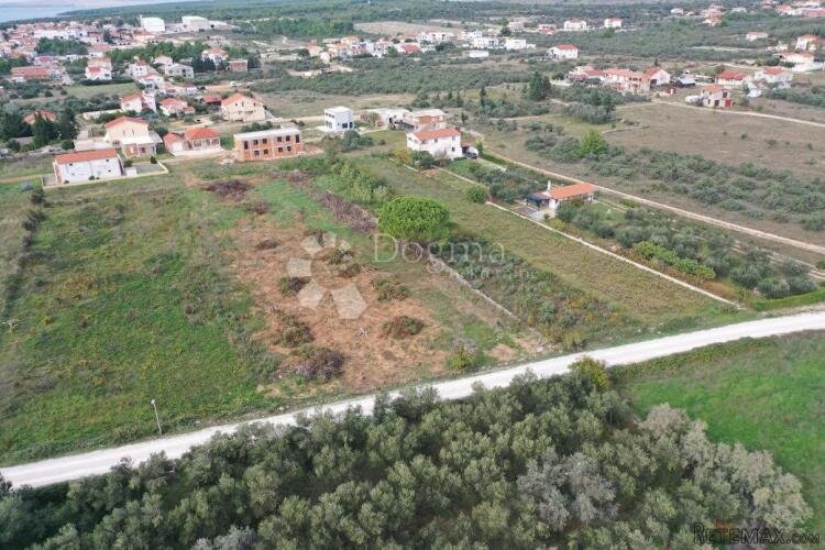 Atraktivno građevinsko zemljište - Vrsi-Mulo - 2
