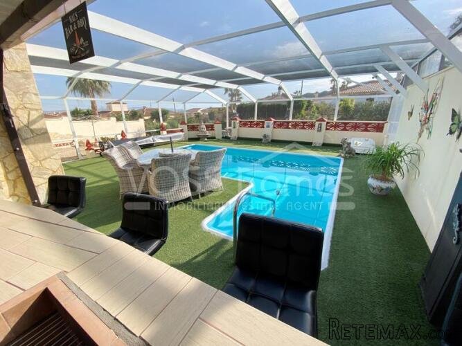 NEW TO VOSS HOMES - Recently modernised, light and airey 2.. - 2