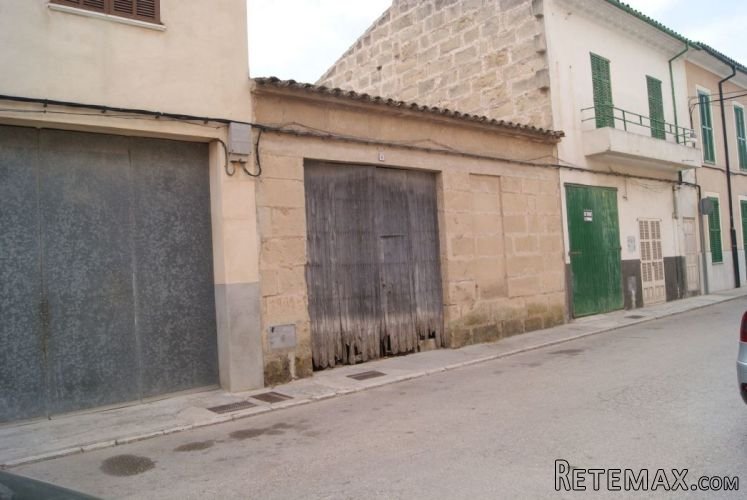 Urban Solar has all the infrastructures, located in..