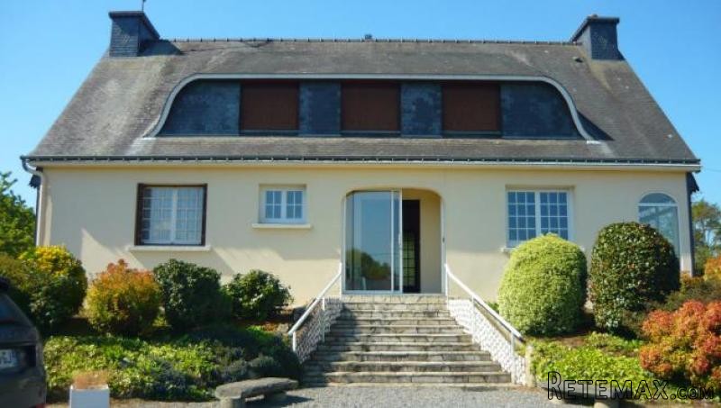 Nice Traditional Detached House - 2