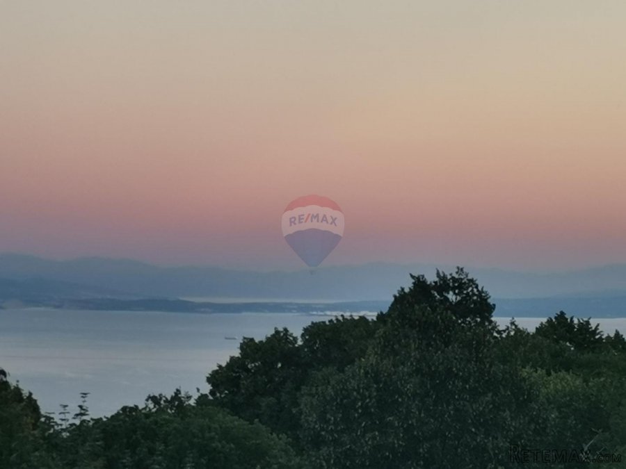 OPATIJA - BREGI - građevinsko zemljište 1020 m2 - 3
