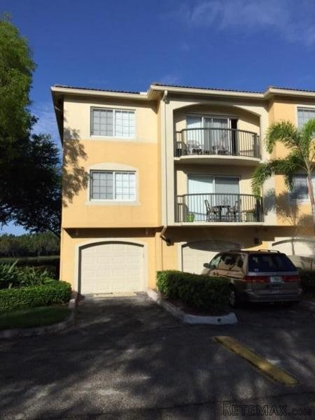 500 Crestwood Ct N #504, Royal Palm..
