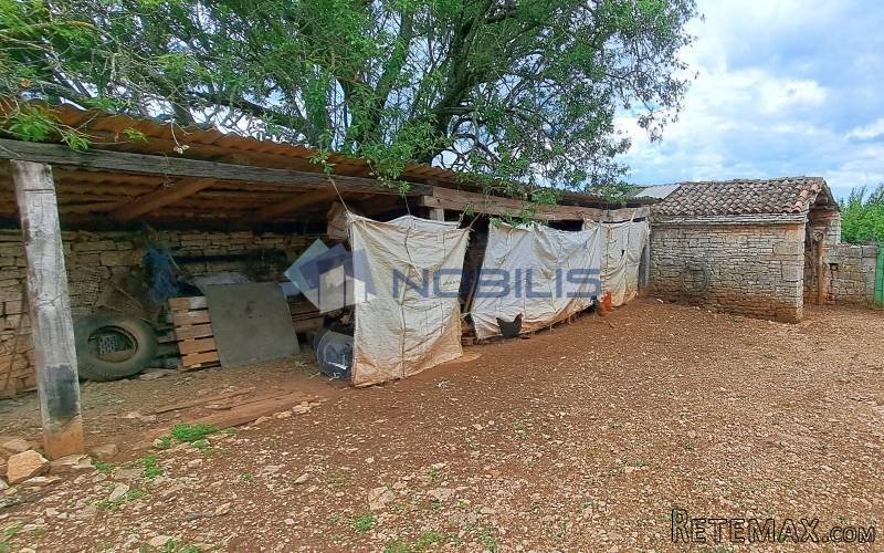 Cukrići, dvije stare kamene kuće 212 m2 sa 650 m2 okućnice - 14