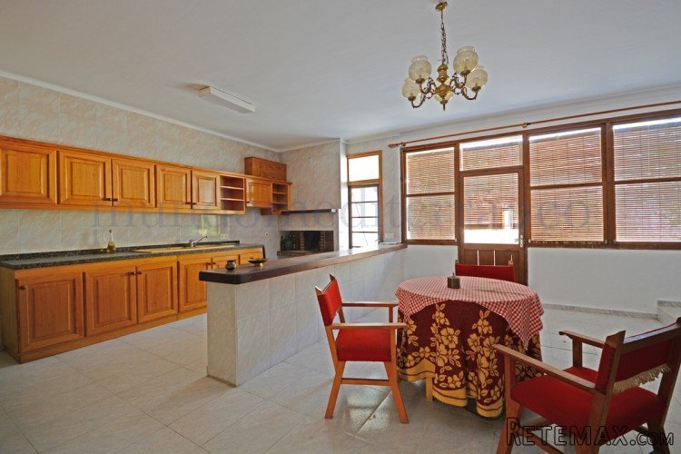 Excellent large townhouse with a sunny garden, in a lovely.. - 4