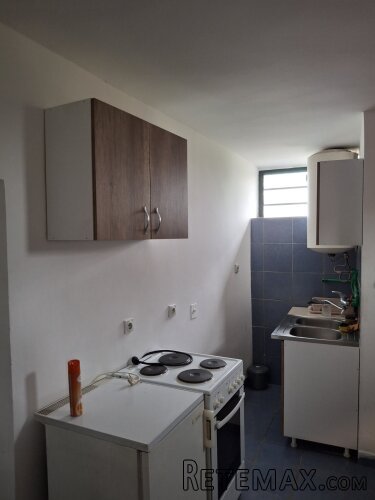 Izdajem stanove za radnike jednosobne,dvosobne,trosobne-Doba - 17