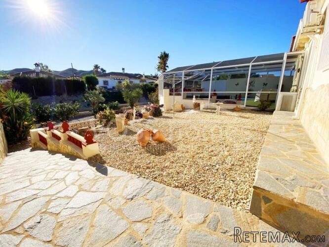 NEW TO VOSS HOMES - Recently modernised, light and airey 2.. - 8