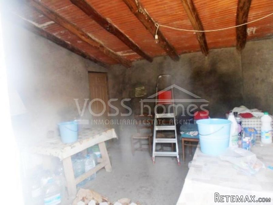 This is a lovely, old cortijo with many outbuildings.. - 19