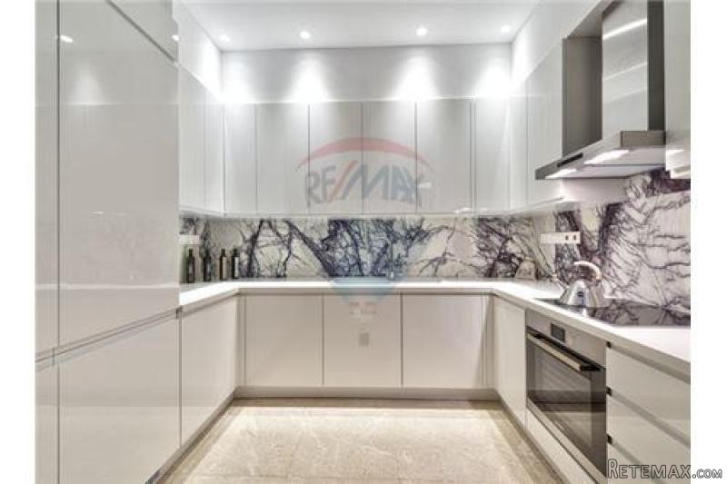 Condo/Apartment - For Sale -..