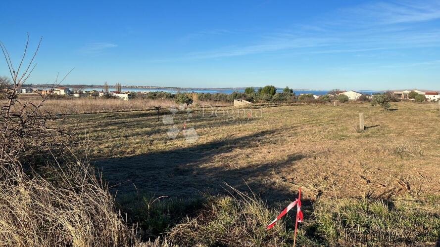Građevinsko zemljište blizu mora, infrastruktura