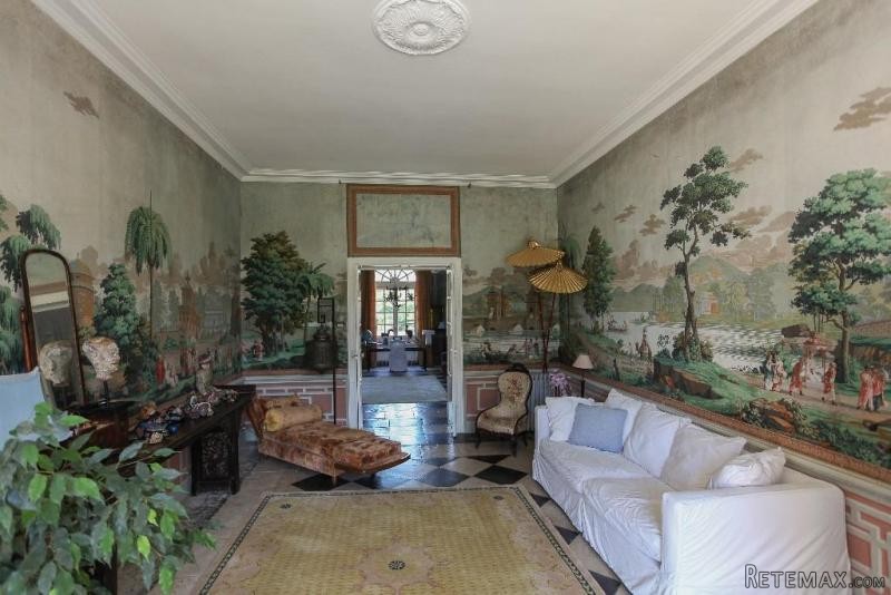 7 Bedroom Country House For Sale - 2