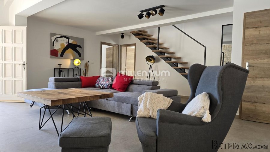Jadranovo, 200m2, kamena vila s garažom i bazenom - 2