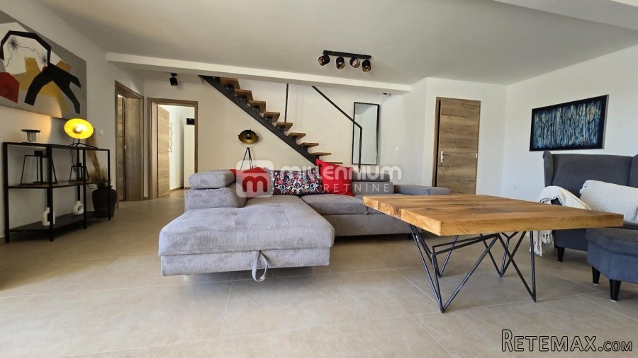 Jadranovo, 200m2, kamena vila s garažom i bazenom - 5