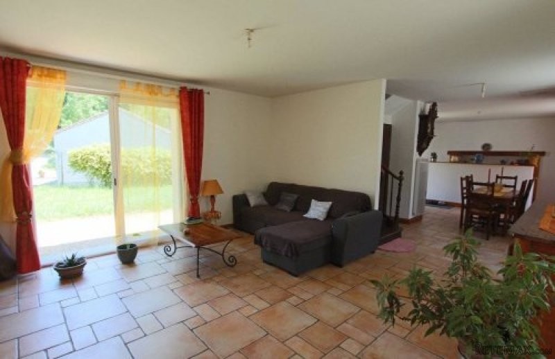 3 Bedroom Village House Near Grun-Bordas - 2