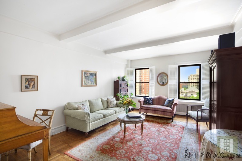 2 bedroom Apartment For Sale: 130 EAST..