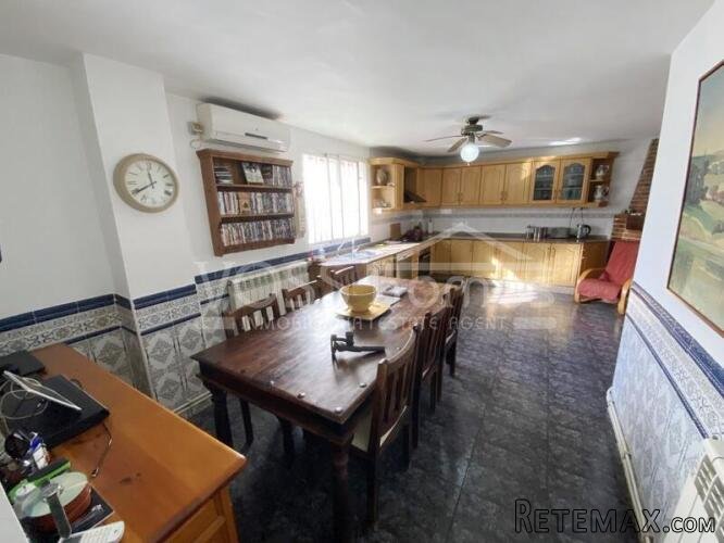 NEW & EXCLUSIVE TO VOSS HOMES - A spacious, 2 storey, 3.. - 8