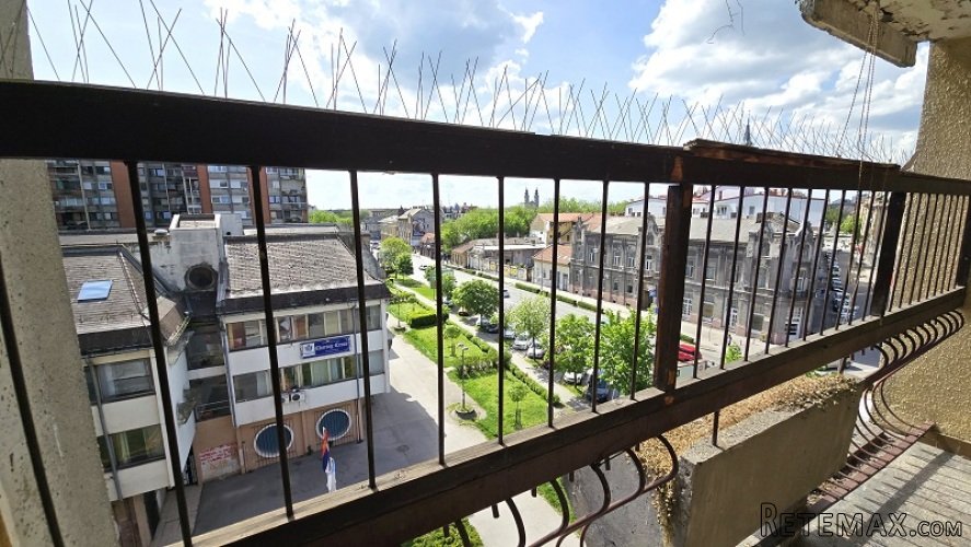 Funkcionalan i svetao dvosoban stan 66m2,Senoina,Subotica - 9