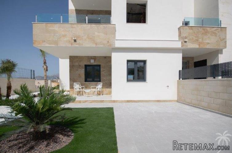 Altos de Polop is a new residential area on the Costa.. - 2