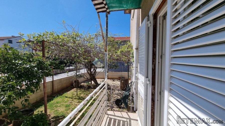 Zadar, Biograd n/M, centar, gradilište 390m2 (kuća i p.. - 2