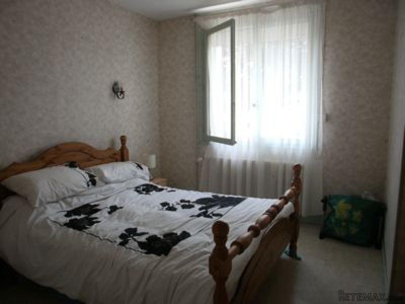 2 Bed Bungalow, Garage + Garden - 2