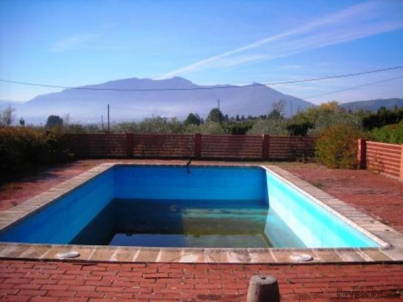 Large Detached 6 Bedroom Country Home.. - 2