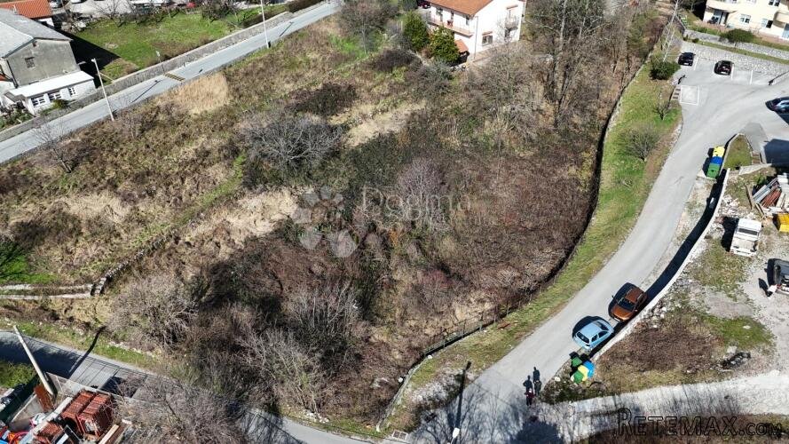 Moćno zemljiste za velike projekte