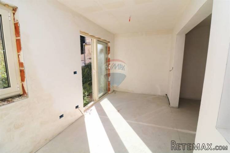 POREČ-stan, novogradnja 200m od mora - 3
