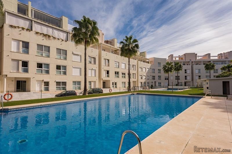 2 bedroom Apartment For Sale: Nueva..