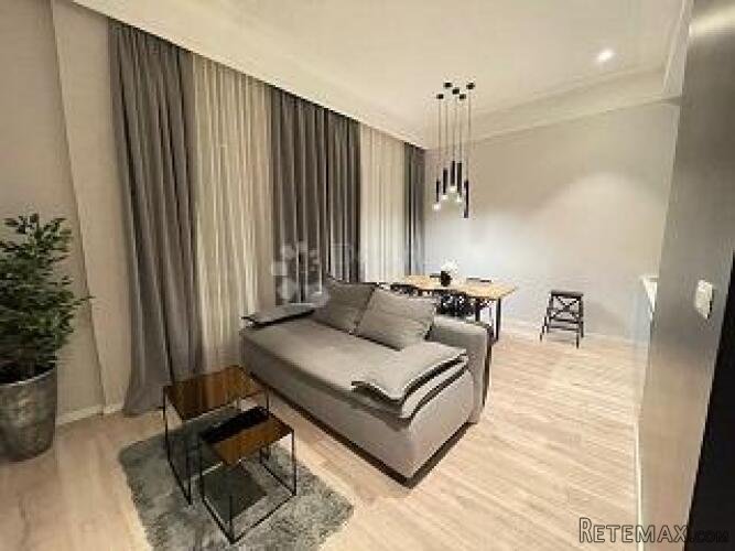 Iznajmljujem tri sobe i dva apartmana u samom centru grada - 5