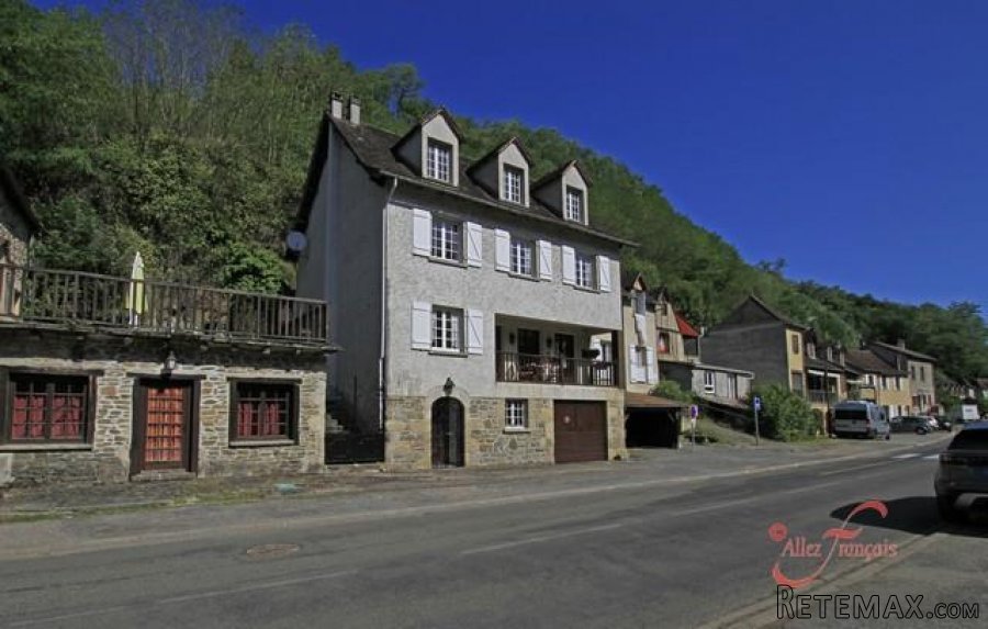Port de Gagnac (Lot) - A superb 3 bed 2 bath house in very good..