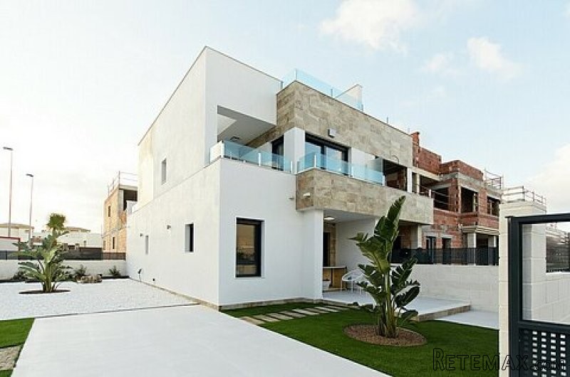 Exceptional Priced 3 Bed Linked Villas