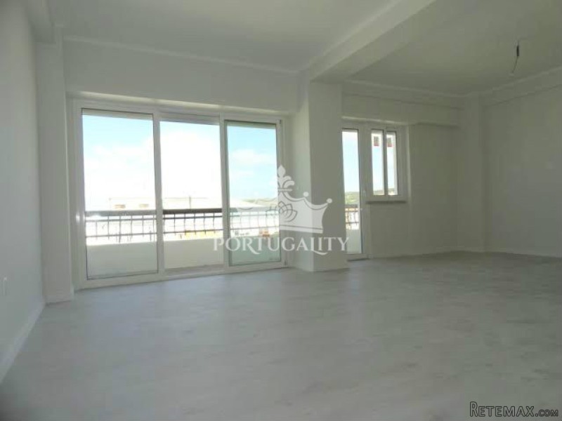 Apartment - Duplex T4 In Lisbon - 2