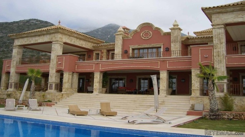 Villa for sale Sierra Blanca (Marbella..