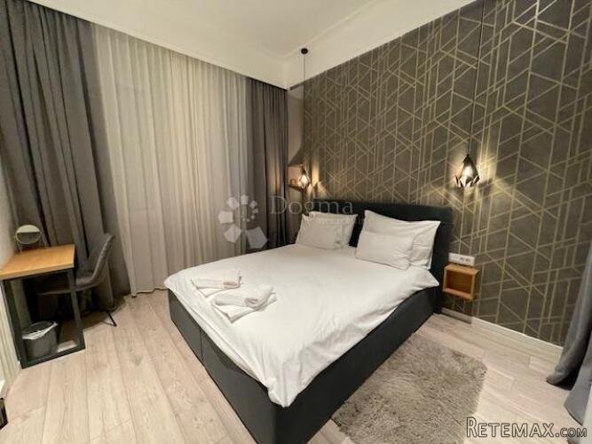 Iznajmljujem tri sobe i dva apartmana u samom centru grada - 10