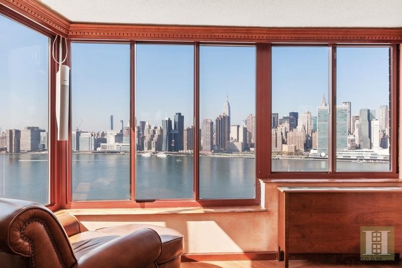 2 bedroom Apartment For Sale: 4 -74.. - 2