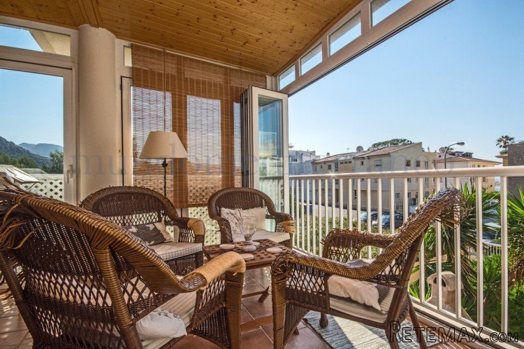 Beautifully decorated property located in the sought after.. - 2