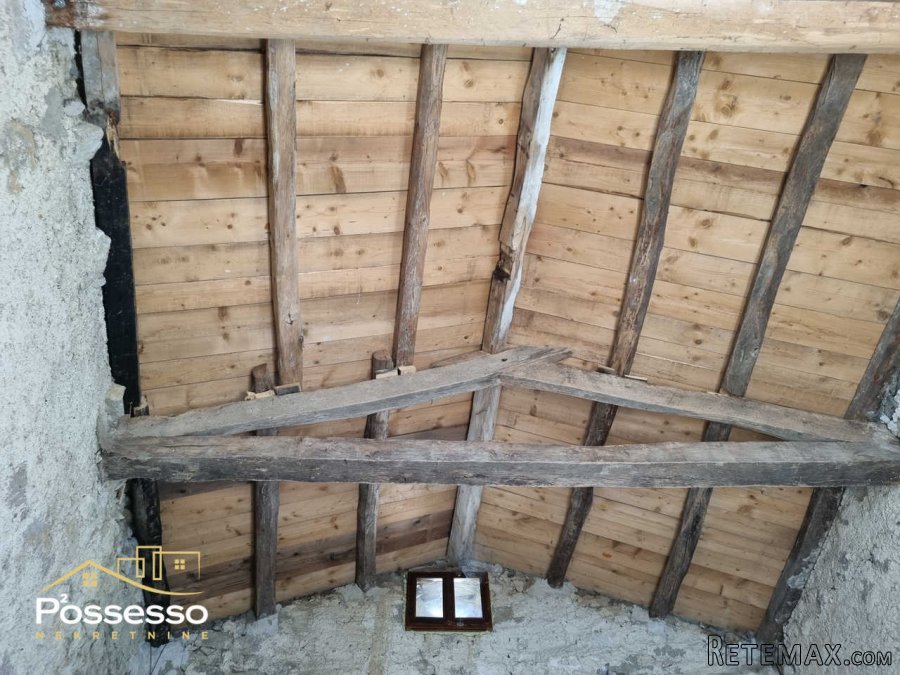 Samostojeća kamena kuća Lanišće - 2