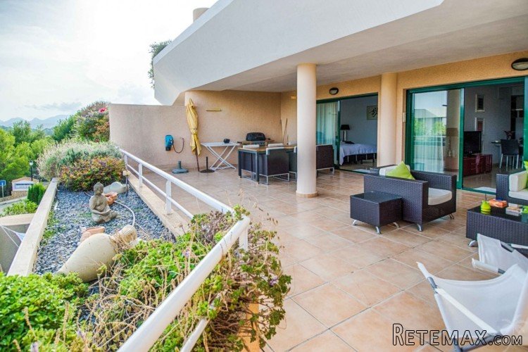Spectacular spacious 3-bedroom apartment located in a quiet.. - 3
