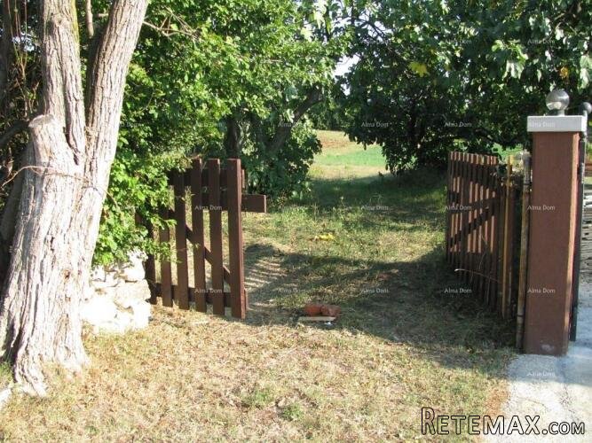 BARBAN - Prodaje se građevinsko zemljište,1329 m2 / 300 m o.. - 4