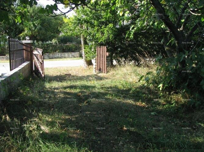 BARBAN - Prodaje se građevinsko zemljište,1329 m2 / 300 m o.. - 5