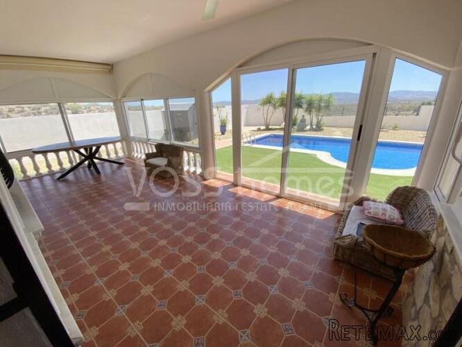 EXCLUSIVE TO VOSS HOMES A beautifully presented, recently.. - 6
