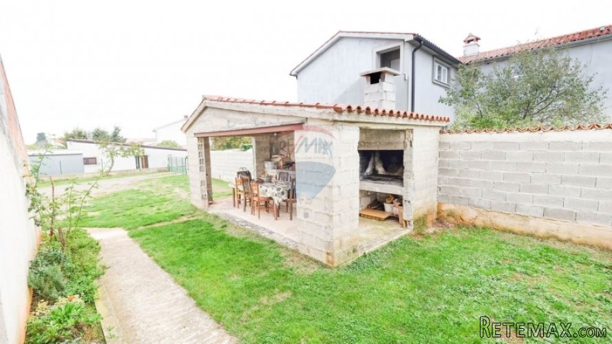 PULA , obiteljska-apartmanska kuća - 4