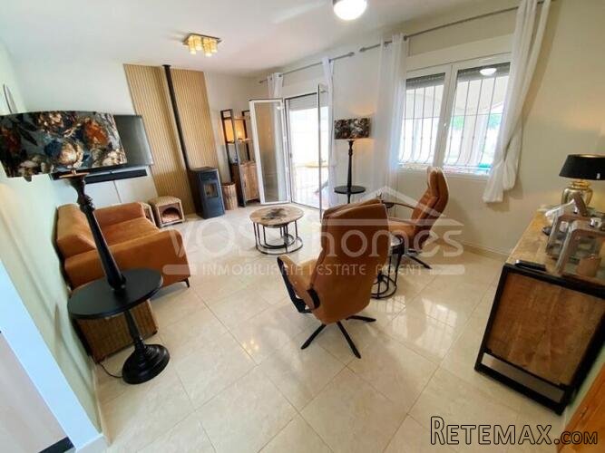 EXCLUSIVE TO VOSS HOMES A beautifully presented, recently.. - 9