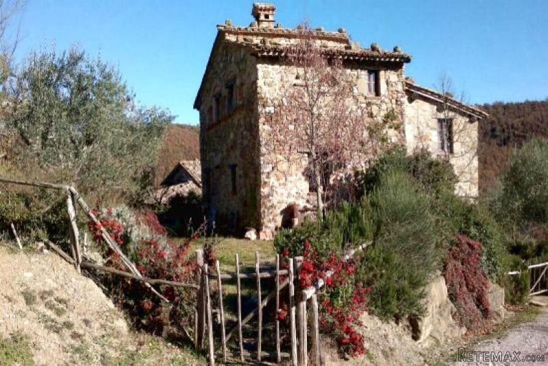 House - Umbria - For Sale - 2