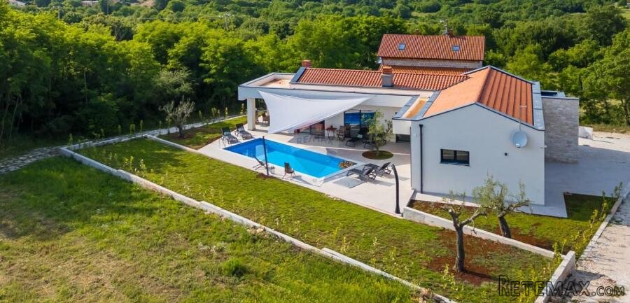 Istra, Rovinj - Moderna kuća s bazenom na osami