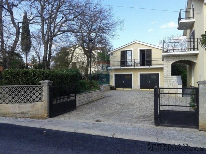 Poreč, kuća s dva stana i apartman na lijepoj prostranoj... - 2