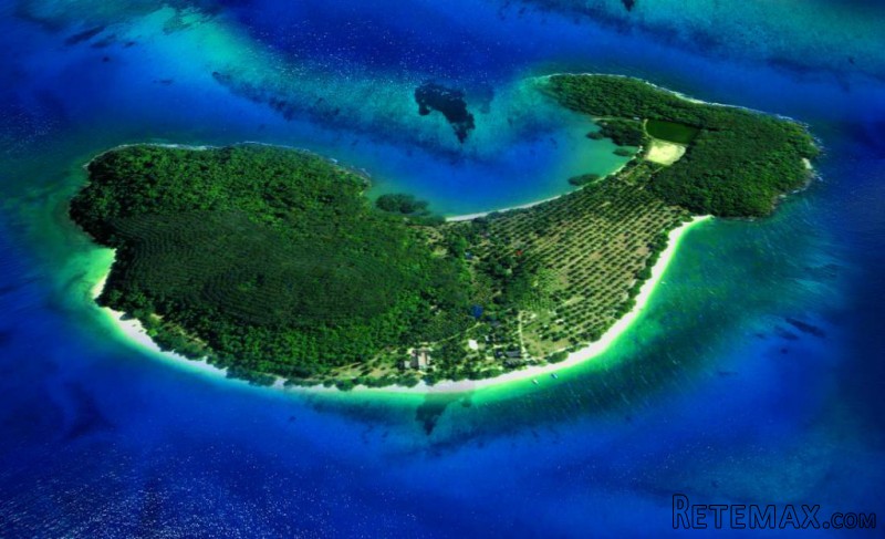 Private Island - 275+ Rai located in..