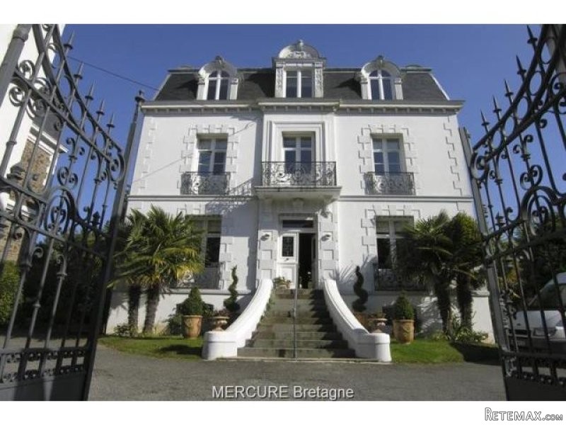 10 bedroom House For Sale: 35400 SAINT..
