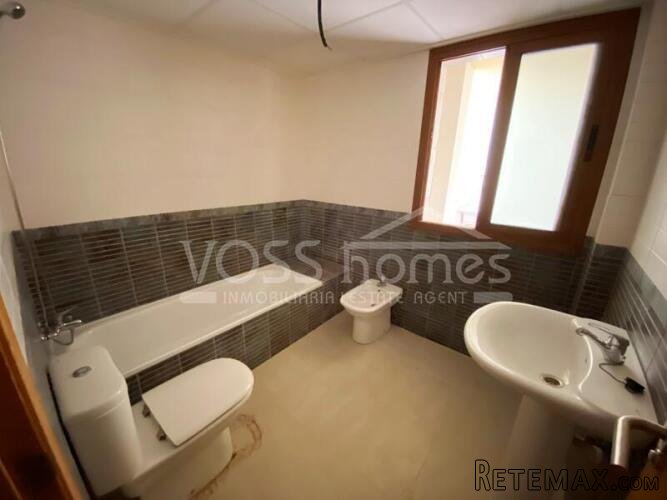 NEW LISTING TO VOSS HOMES - A large 4 bed , 2 bath, 2nd.. - 3