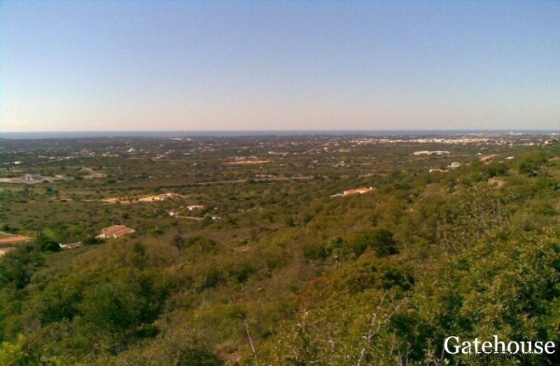 Santa Barbara de Nexe Building Plot For..