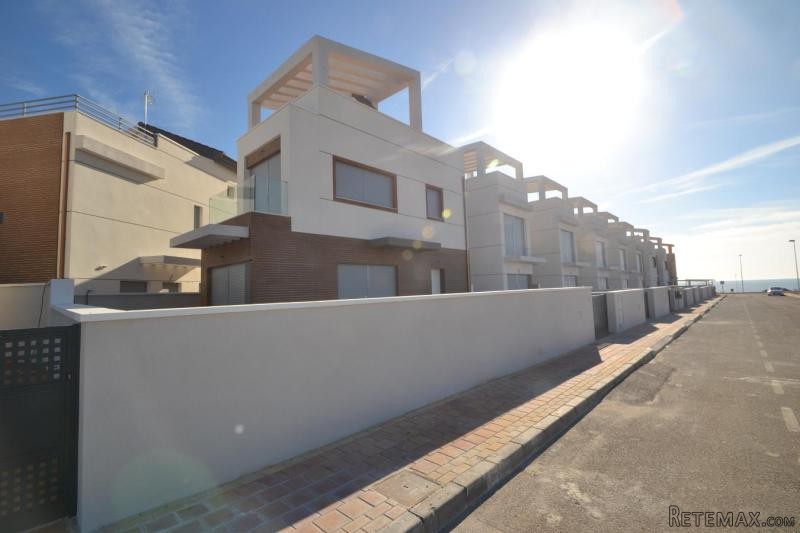 3 Bedrooms - Villa - Murcia - For Sale
